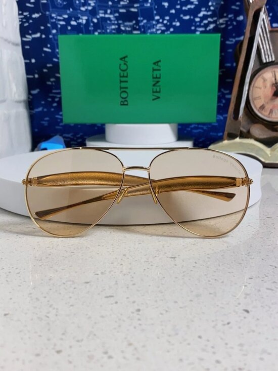 Bottega Veneta BV1305S Gold Frame Light Brown Lens Unisex Aviator Sunglasses main image 9